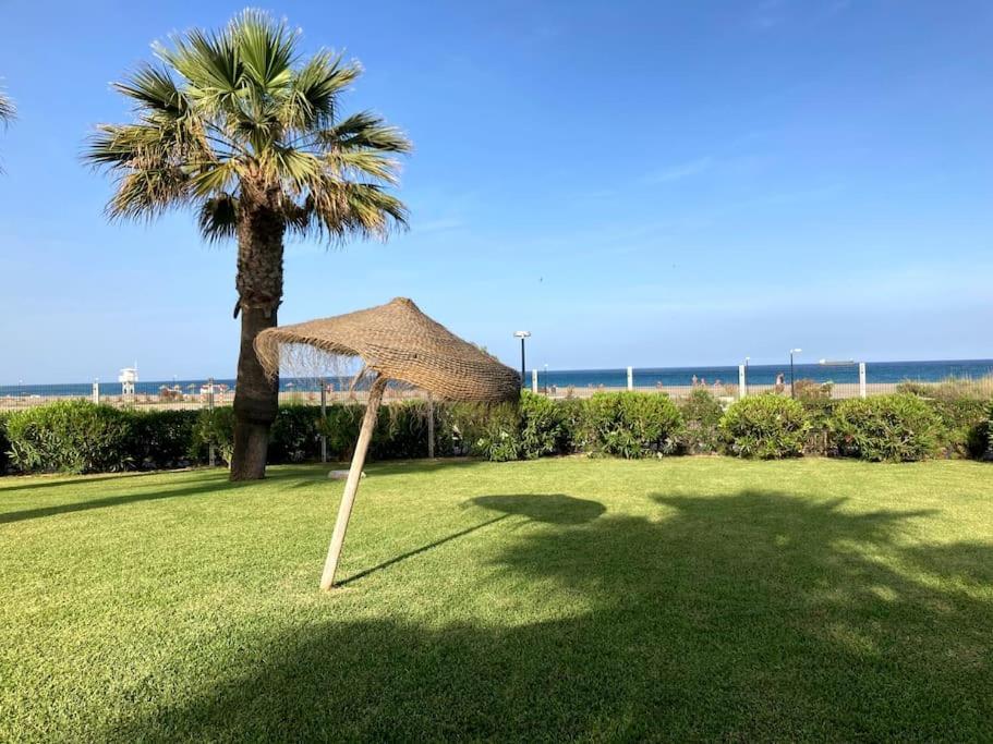 Atico Con Vistas Al Mar En Primera Linea De Playa Vera Exterior foto